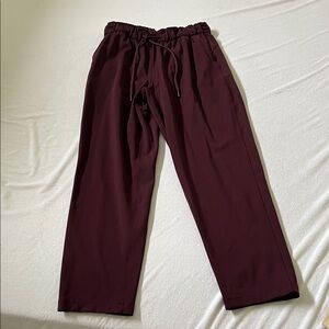 Lululemon Athletica Keep Moving 7/8 Pant in MAROON